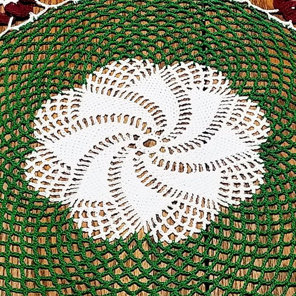 New Hand Crafted 19" Burgundy Pansy Doily - Picture 4 of 4